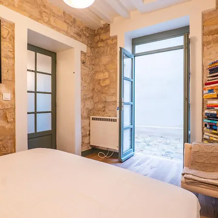 Apartman Veeve - A Story In Stone *