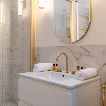 Veeve - A Story In Stone Apartment Paris