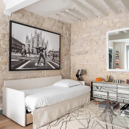 Veeve - A Story In Stone * 巴黎